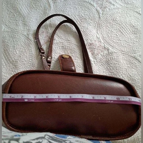 Vintage Leather Brahmin Purse - Picture 7 of 16